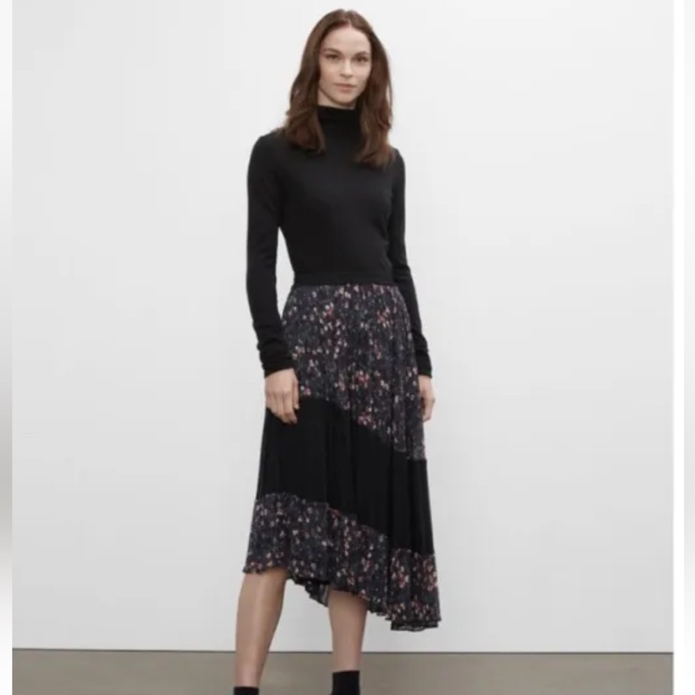 Club Monaco Elastic Waistband Pleated Asymmetric Floral Midi Skirt